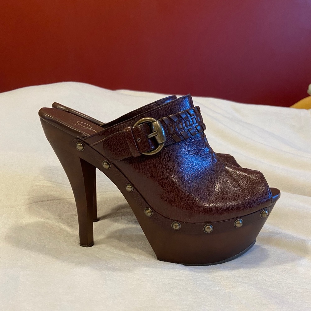 Jessica Simpson Leather Heels; Sz. 7.5